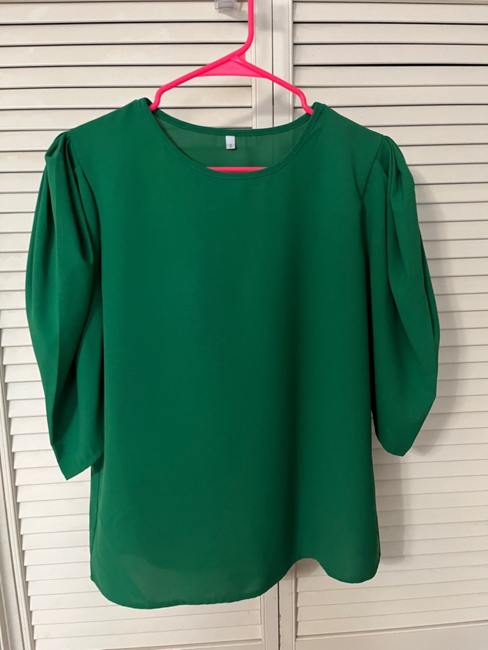 Green Puff-Sleeve Women's Blouse
